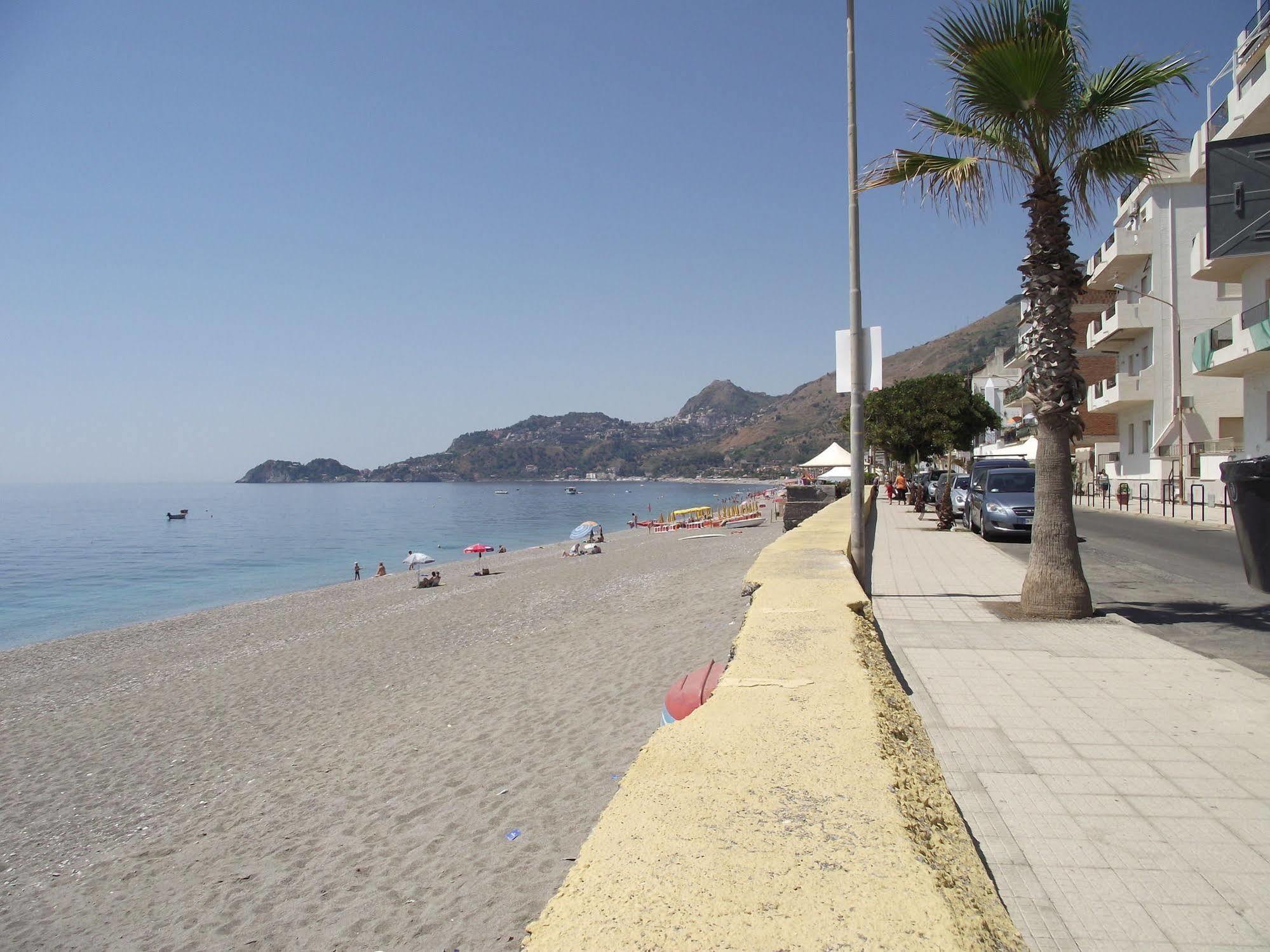 B&B Il Mare Degli Dei Letojanni Dış mekan fotoğraf